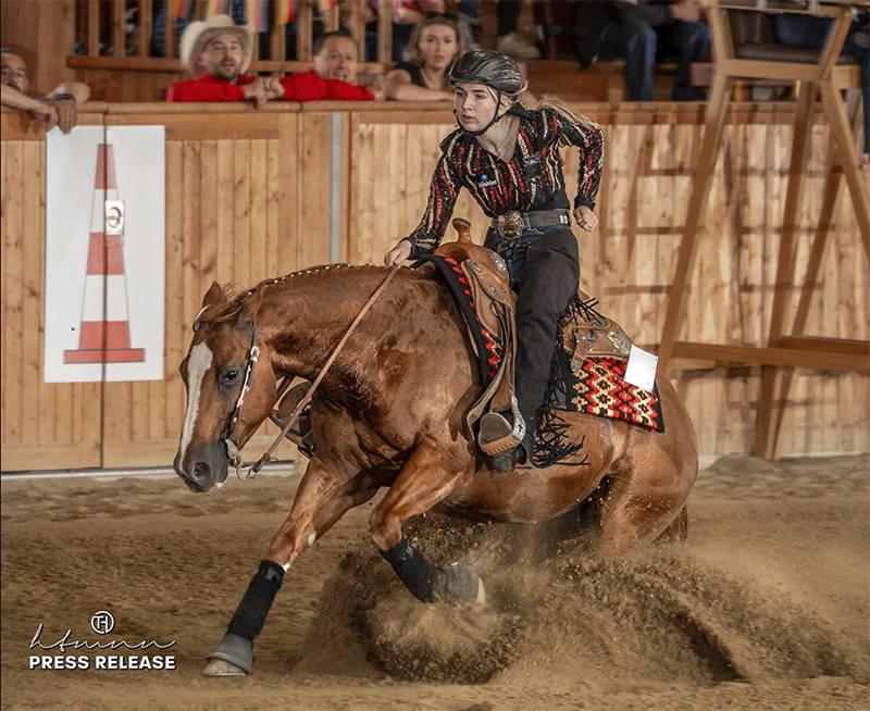 Thea Maschalani wereldkampioen Junior Riders