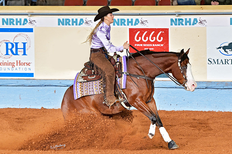 Gina Maria Schumacher met 3 paarden in L4 Futurity finale